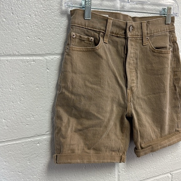 GAP Women's Brown Shorts - Picture 2 of 5